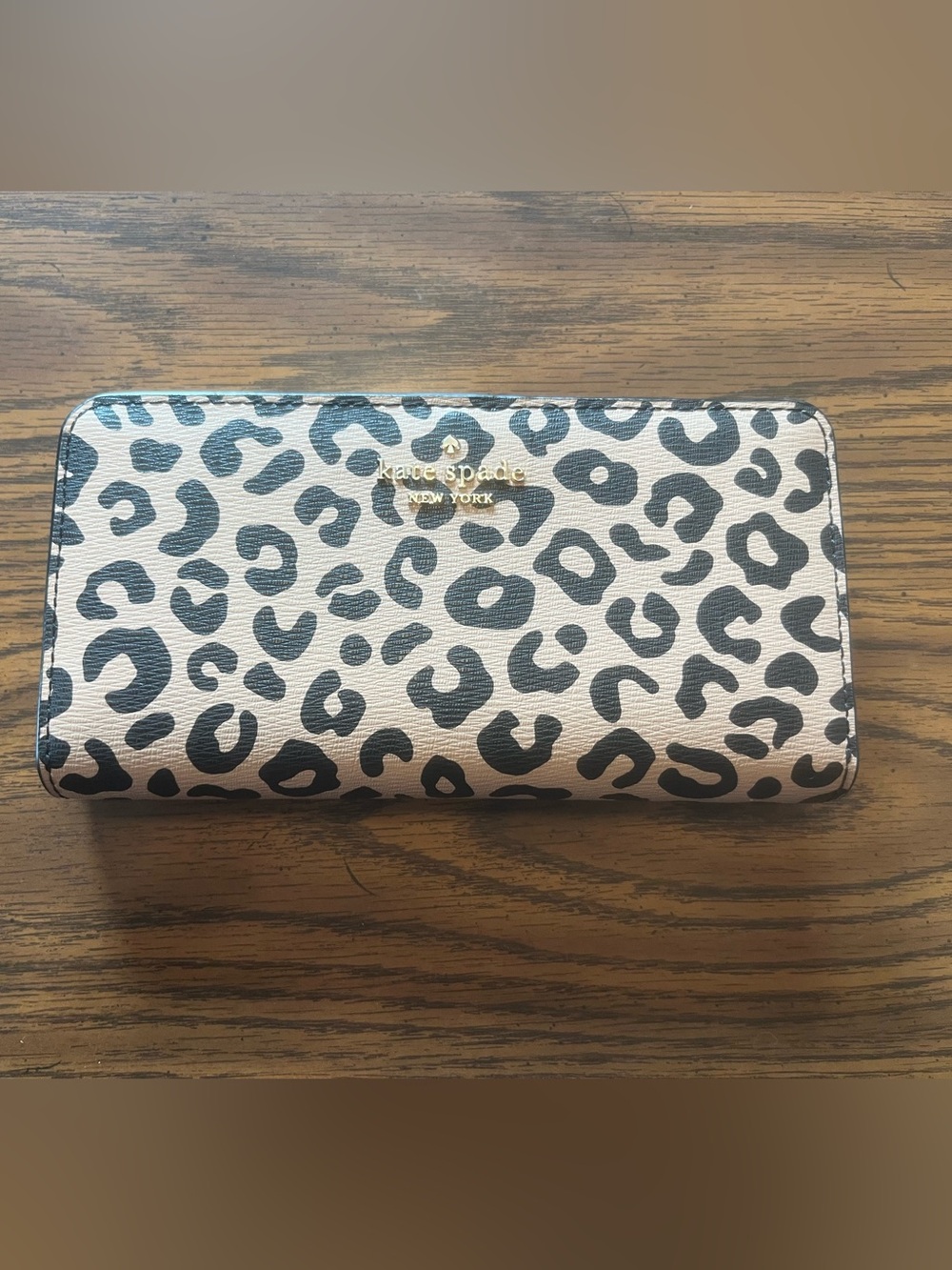 NWOT Kate Spade Darcy Black and Tan Leopard Print Long Slim Bifold Wallet
